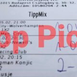Egy Tippmix szelvény látható, amelyen sportfogadási események szerepelnek. Kiemelkedő választás tehető átlátszó piros Top Pick szöveg alatt, hasznos lehet azoknak, akik ingyenes Tippmix tippeket és sportfogadás tip