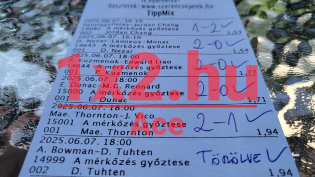 Egy Tippmix szelvény található az asztalon, tele sportfogadás tippekkel. Fedezd fel a legjobb Tippmix tippek titkait és növeld nyerési esélyeidet! Használj ingyenes Tippmix tippeket a sportfogadás világában.