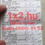 Kézzel ellenőrzött, Tippmix szelvény Bázis és Ace felirattal, amelyen egy hibás 49.53-as hatalmas eredő odds.